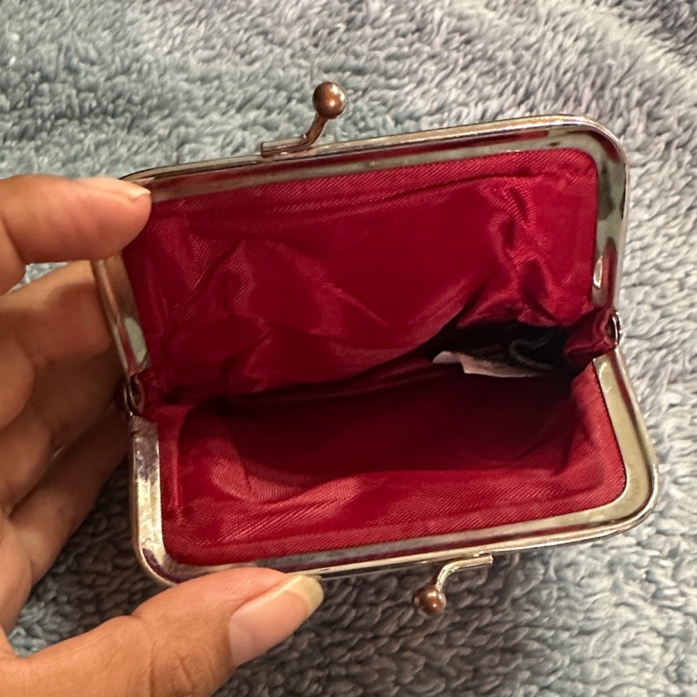 Wizarding World of Harry Potter Universal Studios Gryffindor Coin Purse 💕3x15$ - Picture 4 of 6